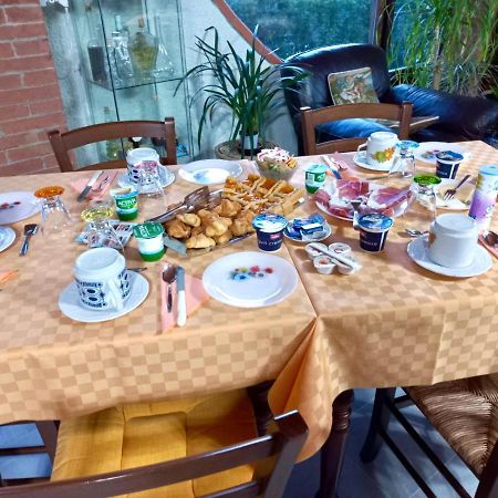 Agriturismo Rosa Dei Venti Pomarance Eksteriør billede