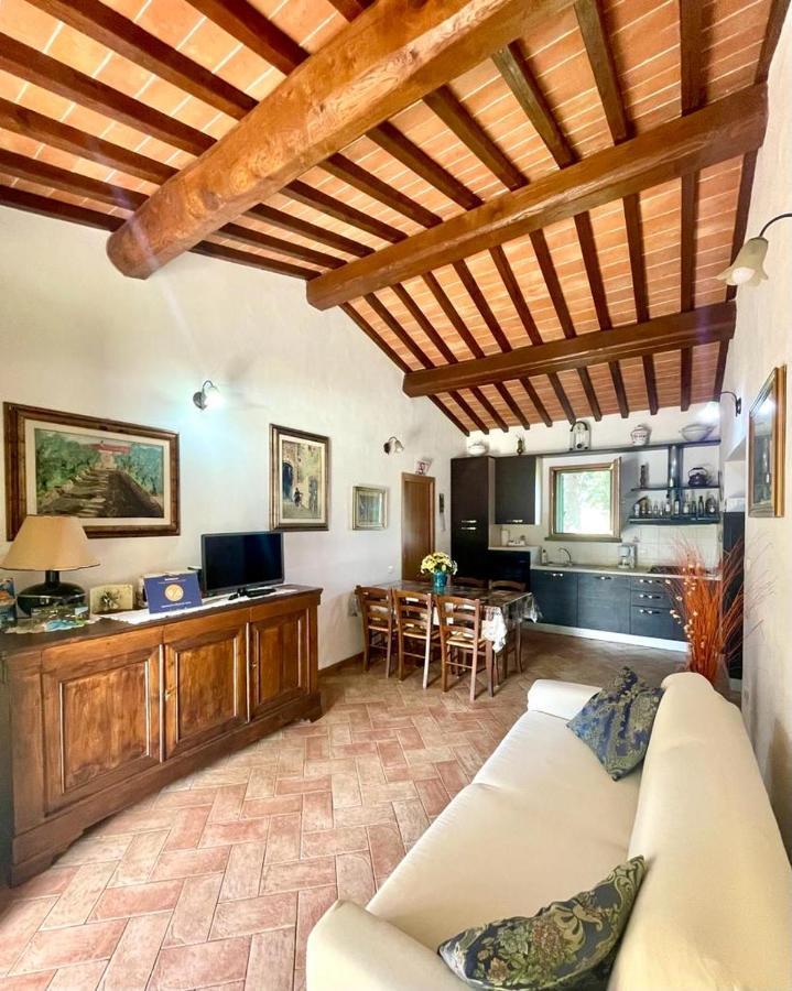 Agriturismo Rosa Dei Venti Pomarance Eksteriør billede