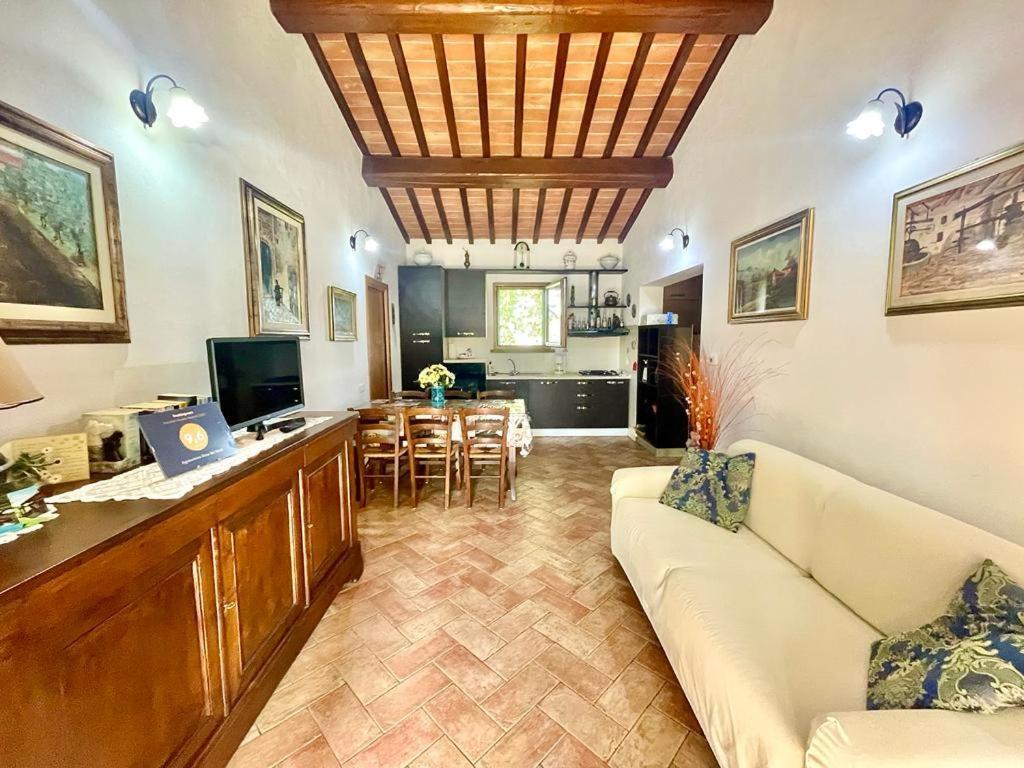 Agriturismo Rosa Dei Venti Pomarance Eksteriør billede